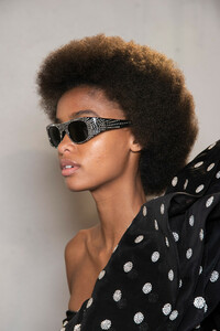 vauthier-hc-bks-v-rs19-8472.thumb.jpg.67e1989c8235d37e12e6cf9fe20b5489.jpg