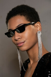 vauthier-hc-bks-v-rs19-8494.thumb.jpg.f86511fcdeeaa447e756965c5c53dc9e.jpg