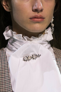 vauthier-hc-clp-rs19-1038.thumb.jpg.c60e0da5fc7c7312039f4468ad0740b5.jpg