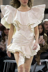vauthier-hc-clp-rs19-1276.thumb.jpg.817155c6f8711fca0b77ea28b043b427.jpg