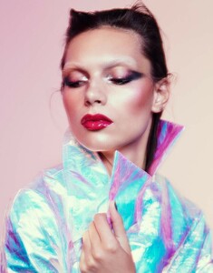 vogue_arabia_jason_kim_007e1f69888097e58f9ed675cc37bda41b2_thumb.thumb.jpg.717b268d1ba5d21d9d121f74d2b1a862.jpg
