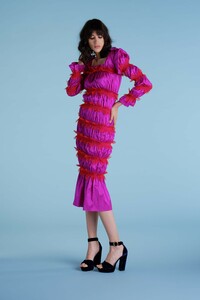 00007-emilio-de-la-morena-fall-2019-ready-to-wear.thumb.jpg.a8d6b920a10289a726fa9c1cead09806.jpg