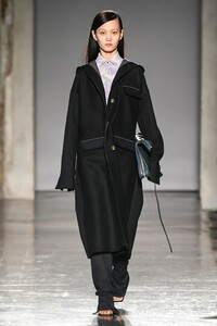 00028-gabriele-colangelo-fall-2019-ready-to-wear-CREDIT-Yannis-Vlamos.thumb.JPG.3d7f15078b43d876c3a8ad13e9638ab5.JPG
