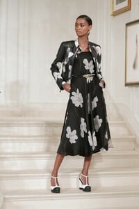 00029-RALPH-LAUREN-NEW-YORK-SS-2019.thumb.jpg.e58b5c8d10b1e90348fc5f9fed537cc7.jpg