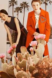 00042-carolina-herrera-vogue-resort-2019-pr-683x1024.jpg