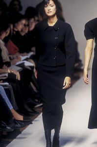 0_jil-sander-fw-1993-11_html.thumb.JPEG.fd47be3defac8971595dc72eb0a809d1.JPEG