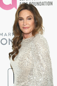 Caitlyn+Jenner+IMDb+LIVE+Elton+John+AIDS+Foundation+gGAYAko0yahx.jpg