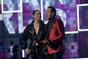 Alicia+Keys+61st+Annual+Grammy+Awards+Show+SHdAVCaKTJax.jpg