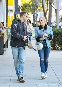 Heidi+Montag+Spencer+Pratt+share+kiss+nOA0dhDA6F7x.jpg