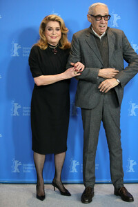 Catherine+Deneuve+Farewell+Night+Photocall+QvuWt4SgPdVx.jpg