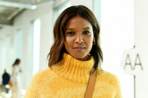 Liya+Kebede+Tory+Burch+Fall+Winter+2019+Fashion+JKg6XNnJn0ox.jpg
