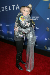 Ashlee+Simpson+Delta+Air+Lines+2019+GRAMMY+zzxPop4Fy-Ax.jpg