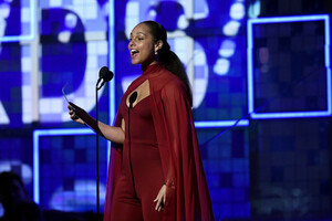 Alicia+Keys+61st+Annual+Grammy+Awards+Show+JZ5WrbmWQDEx.jpg