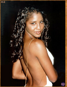 Toni Braxton 1.jpg