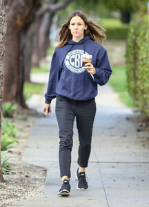 Jennifer+Garner+coffee+boxing+SIBcToeMYWTx.jpg