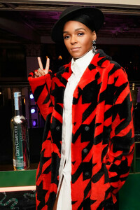 Janelle+Monae+Warner+Music+Pre+Grammy+Party+dUgIJPcHVfox.jpg