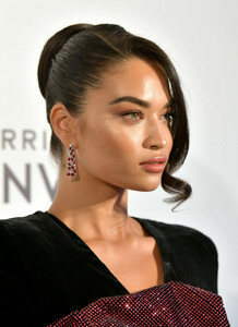 Shanina+Shaik+27th+Annual+Elton+John+AIDS+0ix_rg75zRYx.jpg