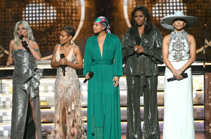 Michelle+Obama+61st+Annual+Grammy+Awards+Inside+WkW8e78y9KSx.jpg