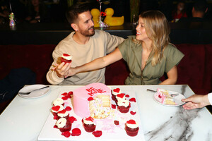 Scott+Disick+Sofia+Richie+Celebrate+Valentine+uh1ArDs_j3bx.jpg