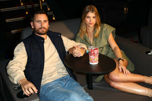 Scott+Disick+Sofia+Richie+Celebrate+Valentine+vyQAOfak7aex.jpg