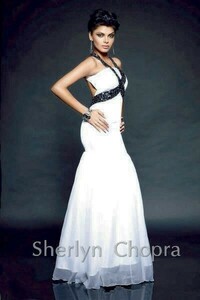 Sherlyn Chopra 22.jpg