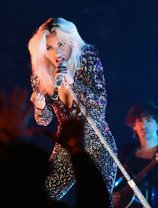 Lady+Gaga+61st+Annual+Grammy+Awards+Inside+UaJ1VfOUHAgx.jpg