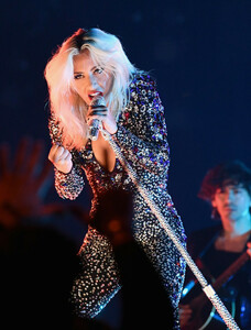 Lady+Gaga+61st+Annual+Grammy+Awards+Inside+UaJ1VfOUHAgx.jpg