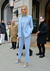        kar070219BZNimage8.jpg