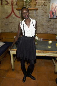 Alek+Wek+Aerie+Celebrates+AerieREAL+Role+Models+5VdZDe734k5x.jpg