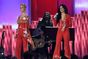 Katy+Perry+61st+Annual+Grammy+Awards+Show+EDiK8lHCfnDx.jpg