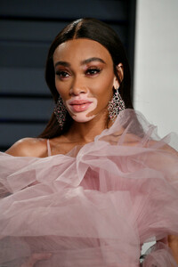 Winnie+Harlow+2019+Vanity+Fair+Oscar+Party+h7kS_Fqf9sMx.jpg