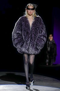 Mariana Zaragoza Marco de Vincenzo Fall 2019 RTW MFW.jpg