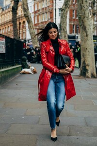 London-Fashion-Week-Street-Style-Autumn-2019 (7).jpg