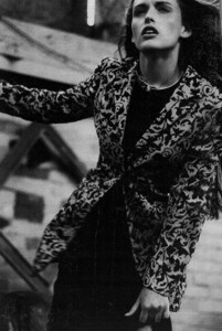 lores_Lydia Koeppel__Pictures__Editorials__Marie Claire - Leonardo V_Marie Claire-Leonardo V_0008.jpg