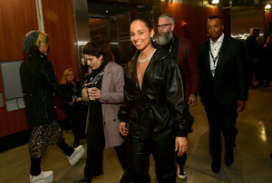 Alicia+Keys+61st+Annual+Grammy+Awards+Backstage+z3LFkp6t5N4x.jpg