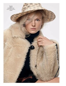 Elle_Poland_-_Luty_2019 magazine-pdf.net-page-013.jpg