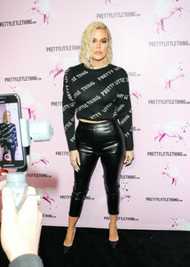 Khloe+Kardashian+PrettyLittleThing+LA+Office+WYogtwIaazix.jpg