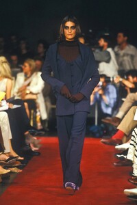 1665977058_JeanPaulGaultier1997HauteCouture120.thumb.jpg.400fe9d89dfb9af0928d94cf86b5b6a9.jpg