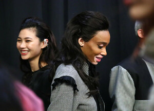 Winnie+Harlow+TRESemme+x+Prabal+Gurung+NYFW+nZaD7QRZEhqx.jpg