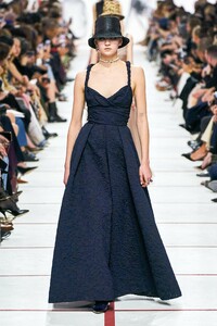 Julia Ratner Christian Dior Fall 2019 RTW PFW 1.jpg
