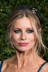 Laura+Bailey+Charles+Finch+Chanel+Pre+BAFTA+lVkzqCCf4JSx.jpg