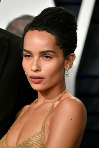 Zoe+Kravitz+2019+Vanity+Fair+Oscar+Party+Hosted+y8JbLjQrs36x.jpg