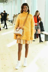 Liya+Kebede+Tory+Burch+Fall+Winter+2019+Fashion+5fcoah7nbzBx.jpg