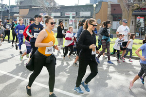 Jennifer+Garner+charity+run+DXcWhpMwKzkx.jpg