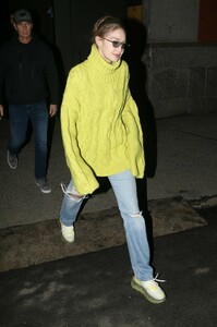          gig140219BZNimage122.jpg