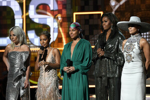 Michelle+Obama+61st+Annual+Grammy+Awards+Show+6-ZiOp6CfXcx.jpg