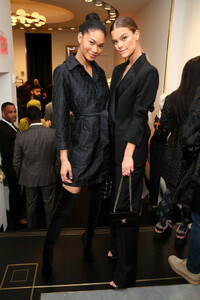 Chanel+Iman+Goes+Around+Comes+Around+Madison+q55Fo4nKrA8x.jpg