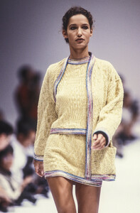 1948681936_Missoni1991WomenRTW46.thumb.jpg.1bc3909778b0012a9a406df5ed853af0.jpg