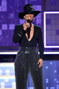 Alicia+Keys+61st+Annual+Grammy+Awards+Inside+A6tDOxhO5Zfx.jpg