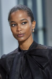 Brock+Collection+Fall+2019+Details+N66IXUw8EcVx.jpg